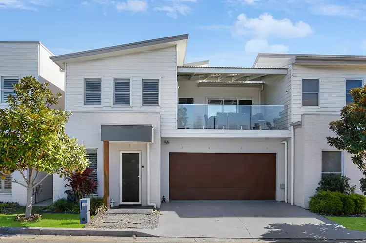 13 Reynolds Lane, Oak Flats NSW 2529