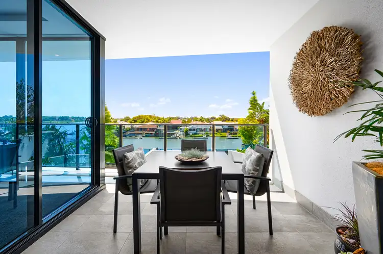 4205/5 Harbour Side Court, Biggera Waters QLD 4216