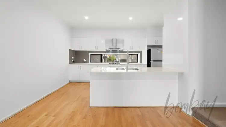 28 Alexander Circuit, Craigieburn VIC 3064