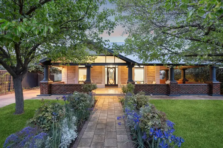 15 Russell Terrace, Woodville SA 5011