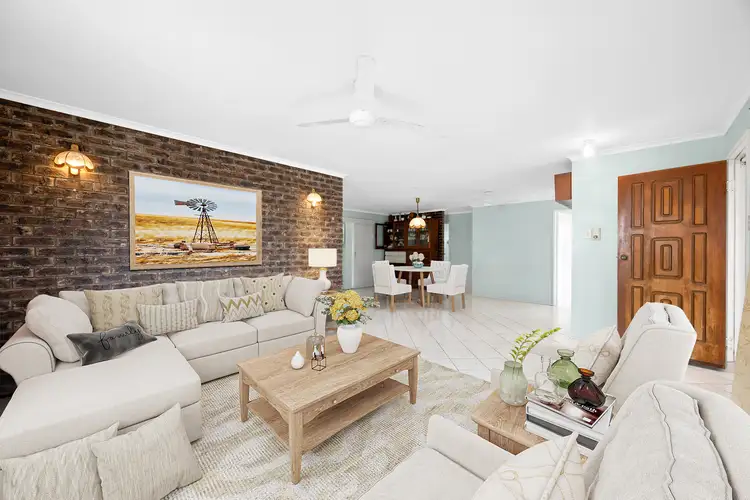 160 Mcintyre Street, Calen QLD 4798