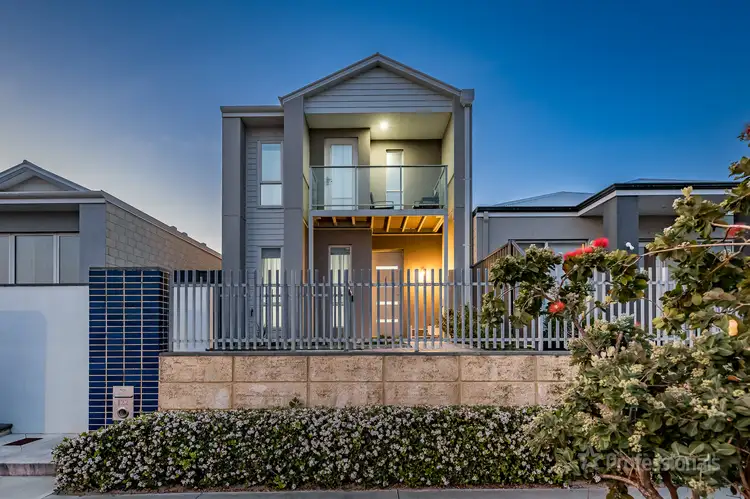 122 Reflection Boulevard, Jindalee WA 6036