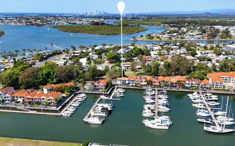 82 John Lund Drive, Hope Island QLD 4212