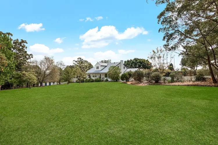 6 Yarrabin Road, Kenthurst NSW 2156