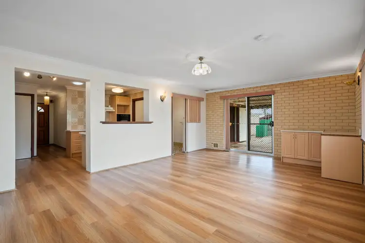 Seventh view of Homely house listing, 10 Hadleigh Way, Girrawheen WA 6064