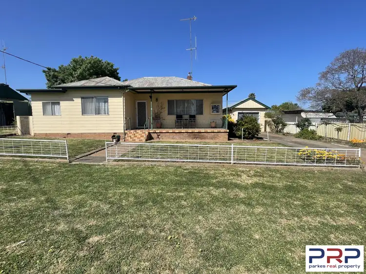 1 Callaghan Street, Parkes NSW 2870