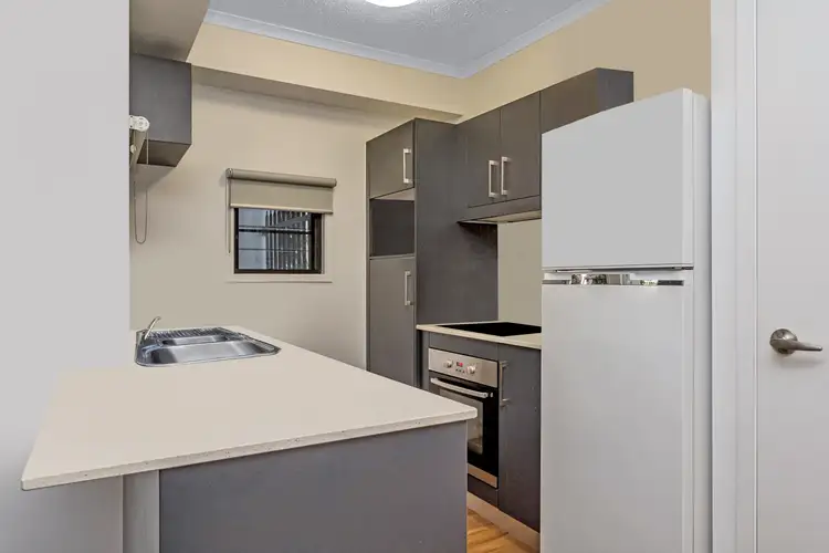 Fifth view of Homely unit listing, 2/9 Carter Street, North Ward QLD 4810