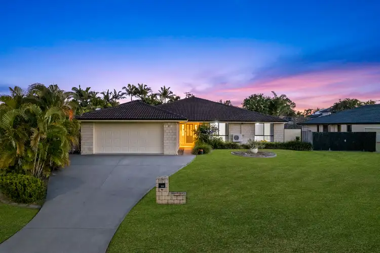 37-39 Blue Wren Place, Heritage Park QLD 4118