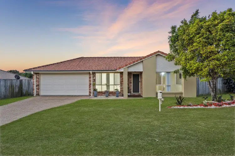1 Crenton Court, Heritage Park QLD 4118