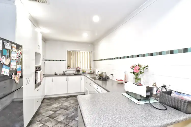 2 Newcombe Street, Cowra NSW 2794
