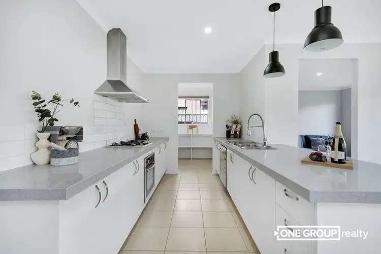 Fifth view of Homely house listing, 21 Scoria Circuit, Craigieburn VIC 3064