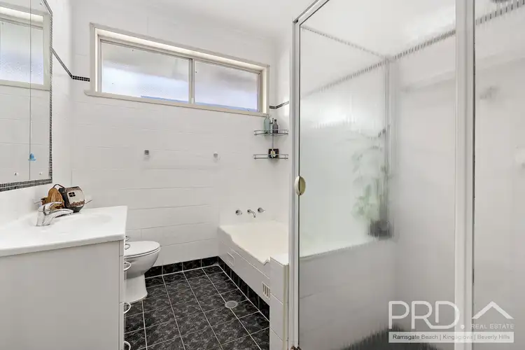 Sixth view of Homely villa listing, 2/9-11 Napoleon Street, Sans Souci NSW 2219