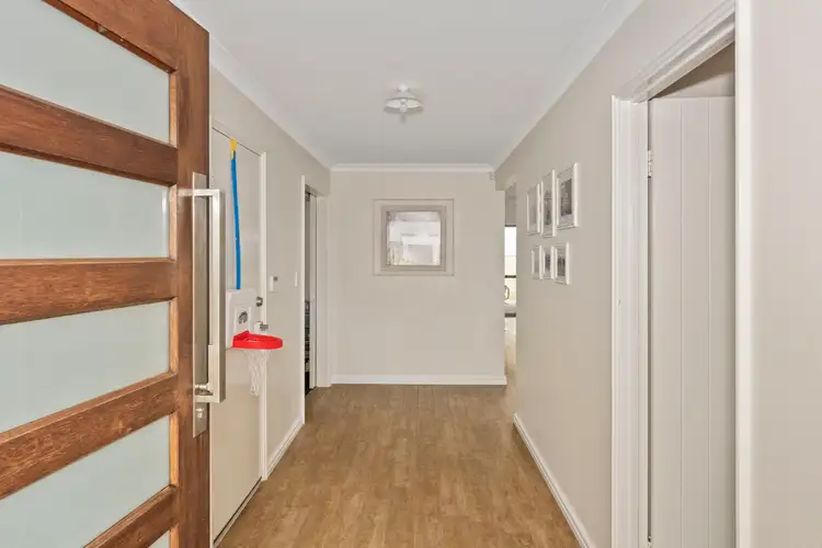 Second view of Homely house listing, 8 Kendale Way, Meadow Springs WA 6210