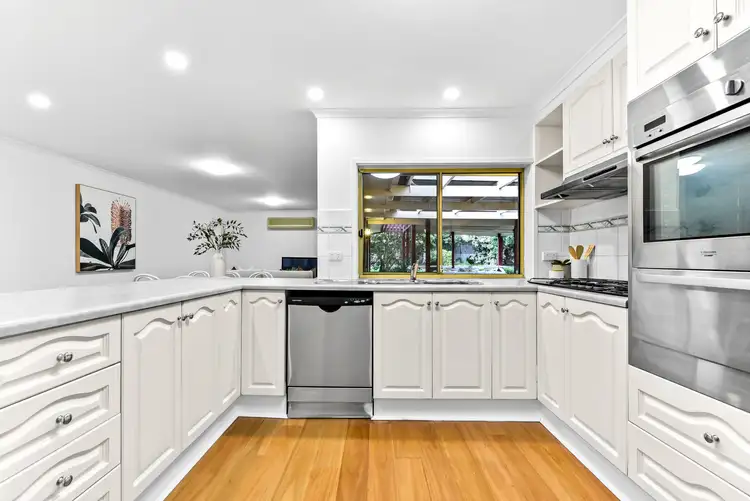 Fifth view of Homely house listing, 10 Denise Close, Rowville VIC 3178