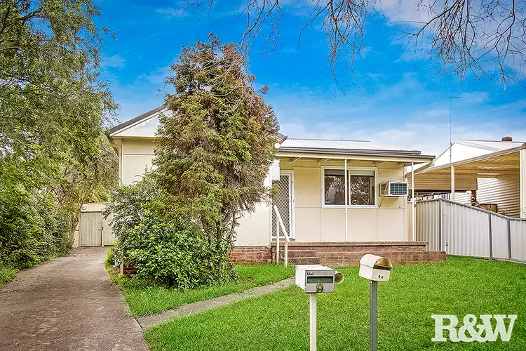 9 Cambridge Street, Cambridge Park NSW 2747