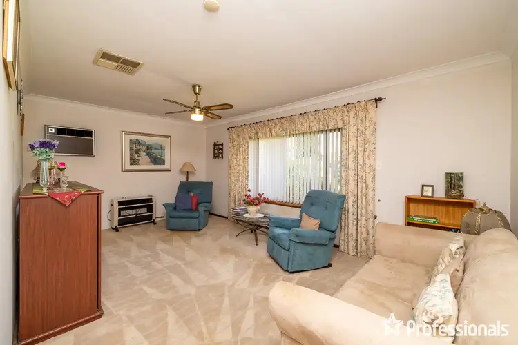 Fifth view of Homely house listing, 2 Windarra Way, Armadale WA 6112