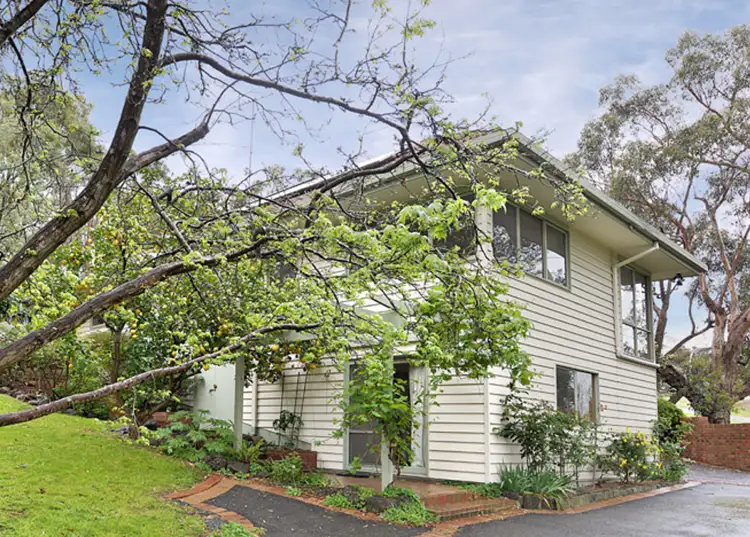 130 Glenfern Road, Ferntree Gully VIC 3156