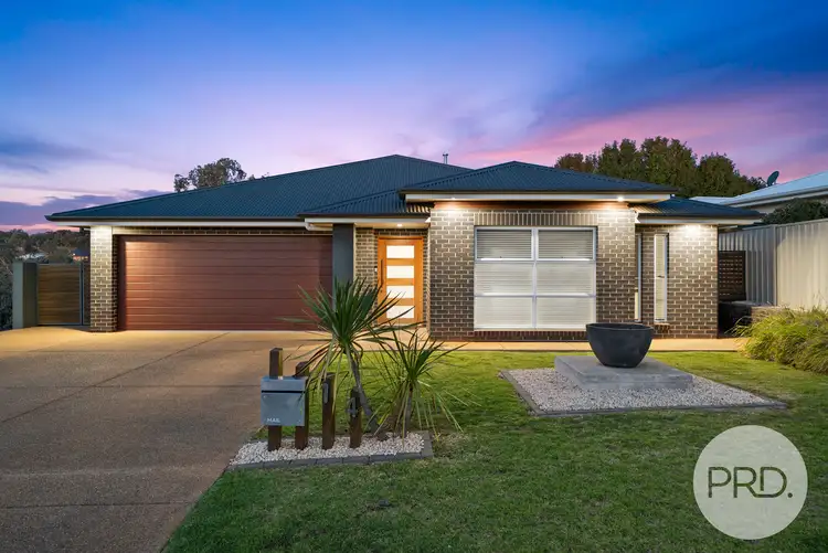 14 Marylands Way, Bourkelands NSW 2650