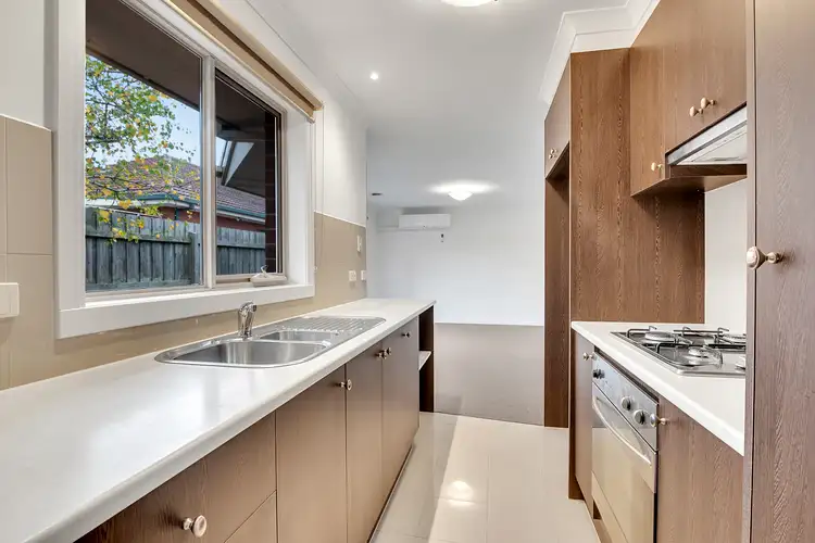 Fifth view of Homely unit listing, 2/15 Chenies Street, Reservoir VIC 3073