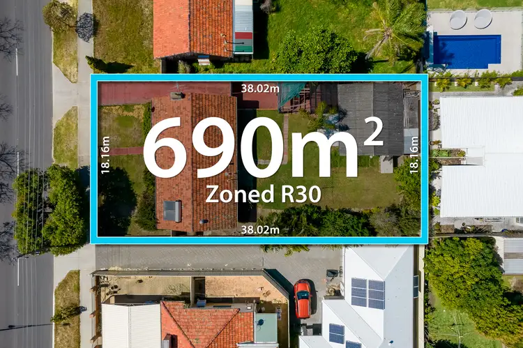 277 Grand Promenade