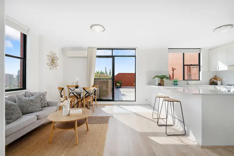 84/6-12 Carrington Avenue, Hurstville NSW 2220