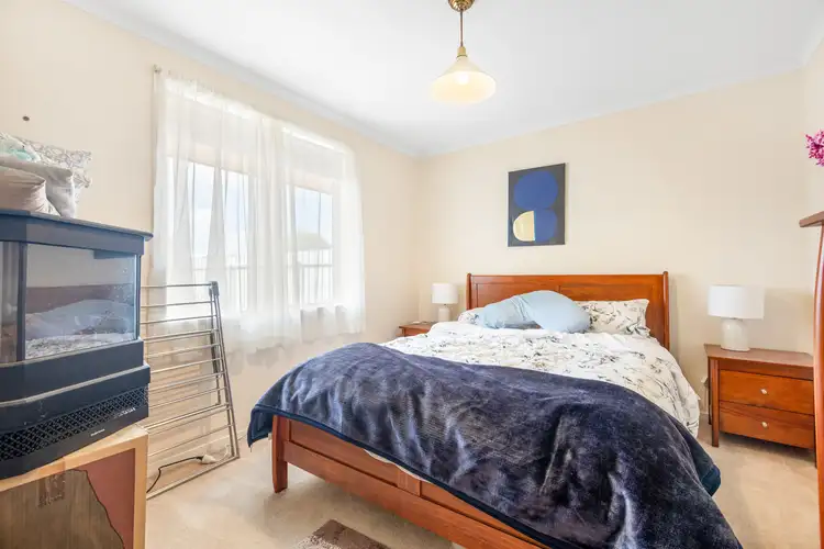 Fifth view of Homely house listing, 21 De Castella Drive, Horsham VIC 3400