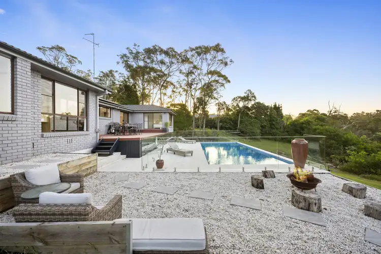 4 Elaine Place, Middle Dural NSW 2158