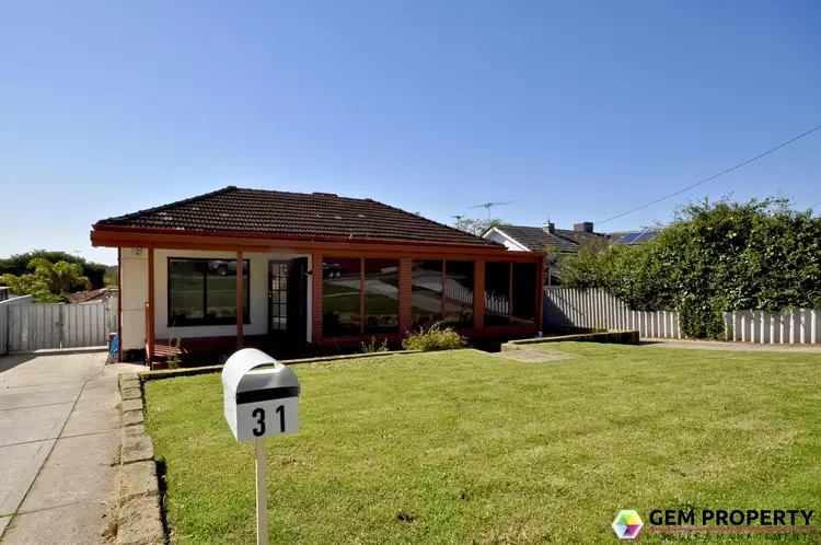 31 Pace Road, Medina WA 6167