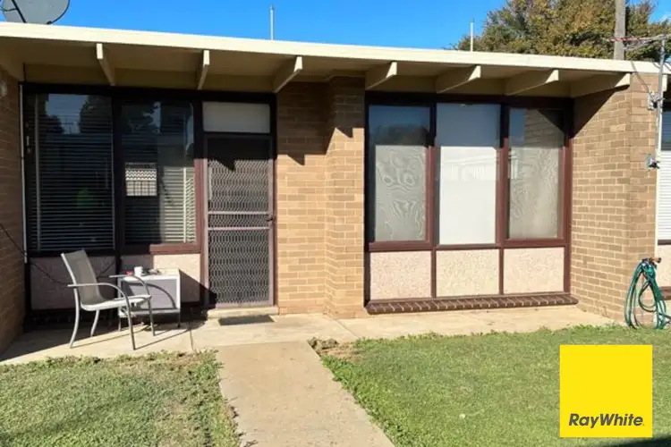 19 Thomson Street
