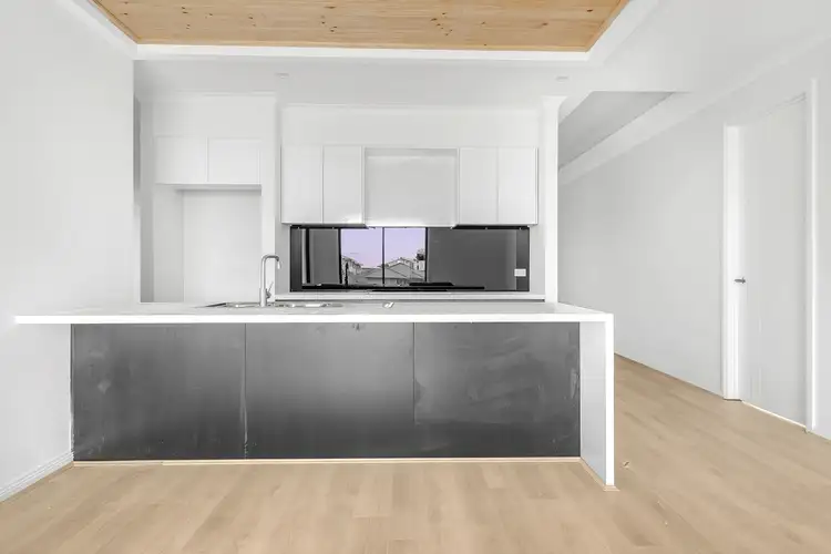 24 Vitello Cres, Wollert VIC 3750