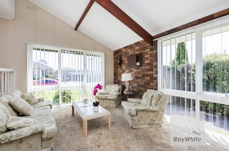 Sixth view of Homely house listing, 28 Beresford Crescent, Gladstone Park VIC 3043