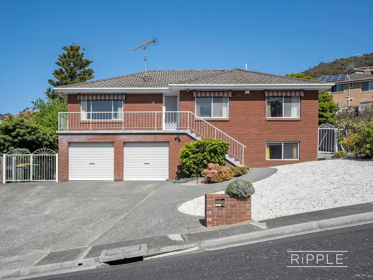 15 Kilander Crescent, Berriedale TAS 7011
