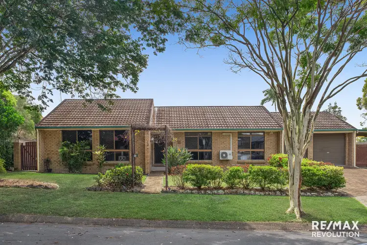 11 Carbora Street, Mansfield QLD 4122