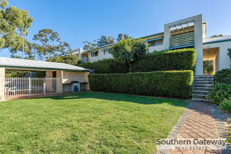 Second view of Homely house listing, 10/16 Jecks Place, Orelia WA 6167