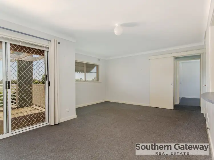 Fourth view of Homely house listing, 10/16 Jecks Place, Orelia WA 6167
