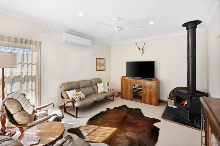 Fifth view of Homely house listing, 19 Elvins Street, Mansfield VIC 3722