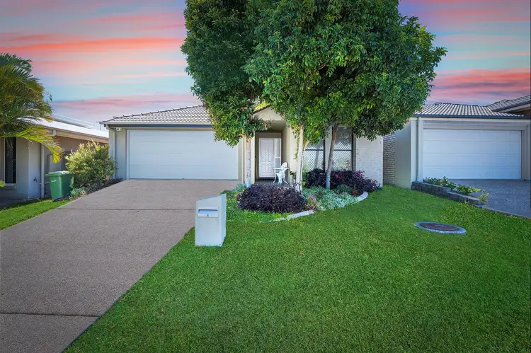 Second view of Homely house listing, 6 Bowerbird Crescent, Dakabin QLD 4503