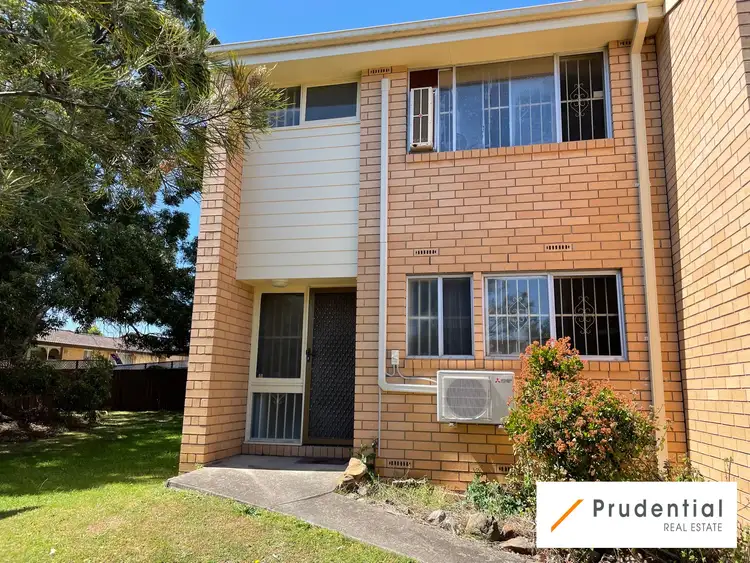 8/34A Saywell Road, Macquarie Fields NSW 2564