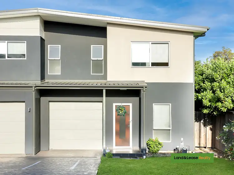 12/52A Atlantic Boulevard, Glenfield NSW 2167
