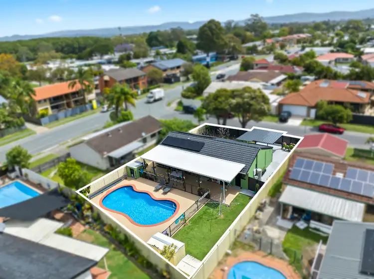 3 Launch Road, Mermaid Waters QLD 4218