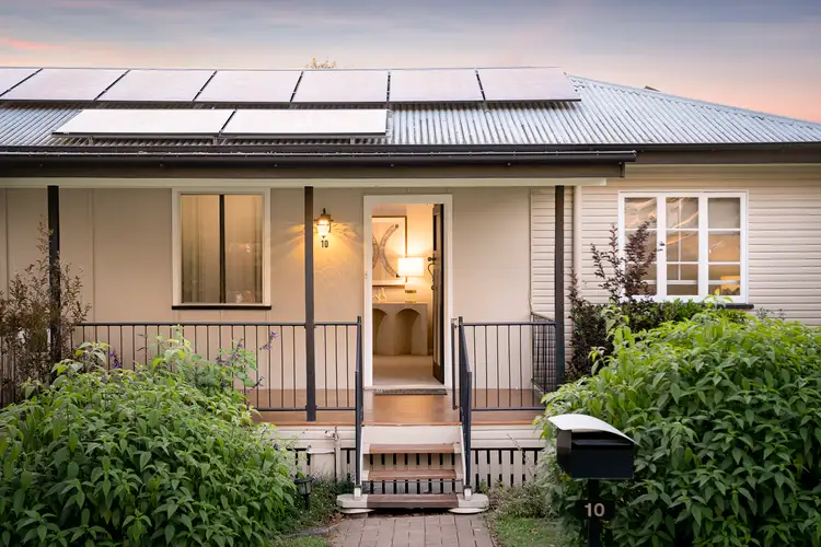10 Andrew Street, Bundamba QLD 4304