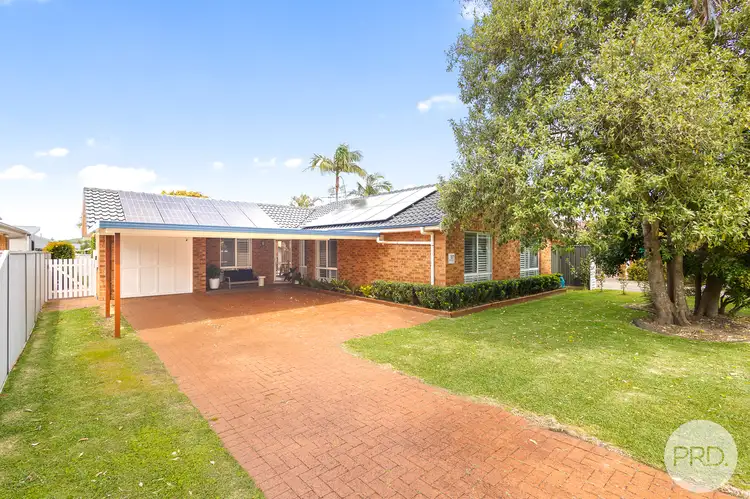 107 Rocky Point Road, Fingal Bay NSW 2315