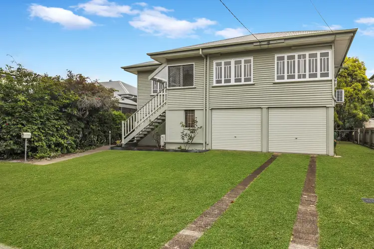 11 Merewether Street, Corinda QLD 4075