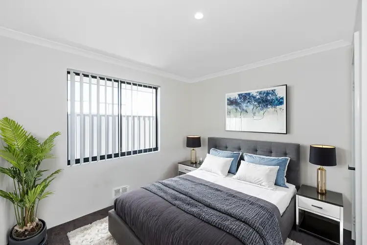 Sixth view of Homely house listing, 8 Tabley View, Lakelands WA 6180
