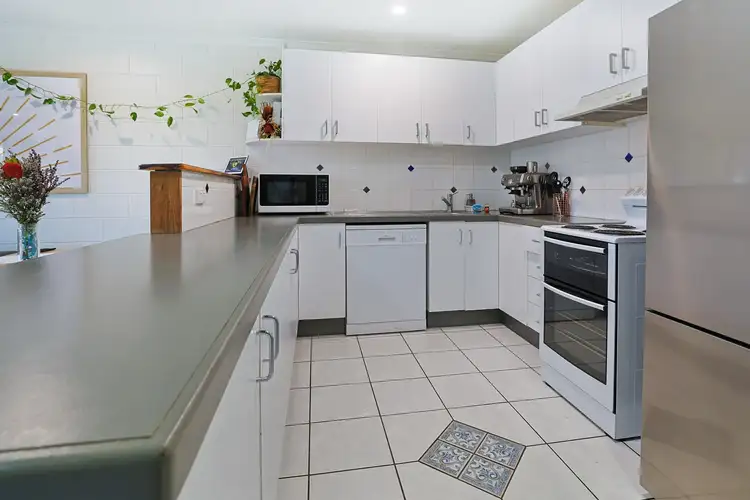 Fifth view of Homely house listing, 2/1 Halloran Street, Hermit Park QLD 4812