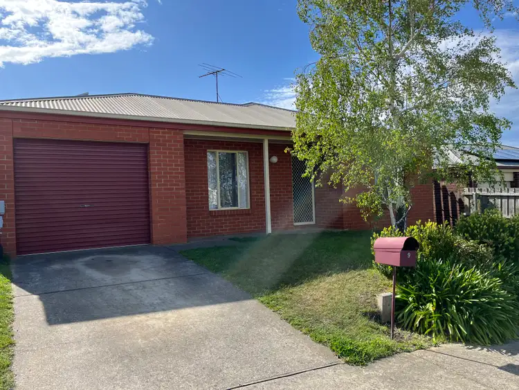 9 Wattle Court