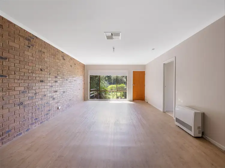 Third view of Homely townhouse listing, 2/12 Reilly Avenue, Benalla VIC 3672