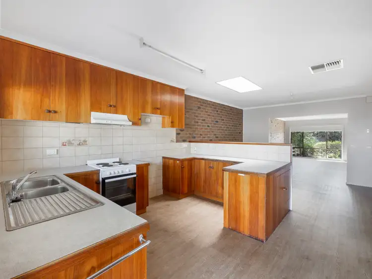 Fifth view of Homely townhouse listing, 2/12 Reilly Avenue, Benalla VIC 3672