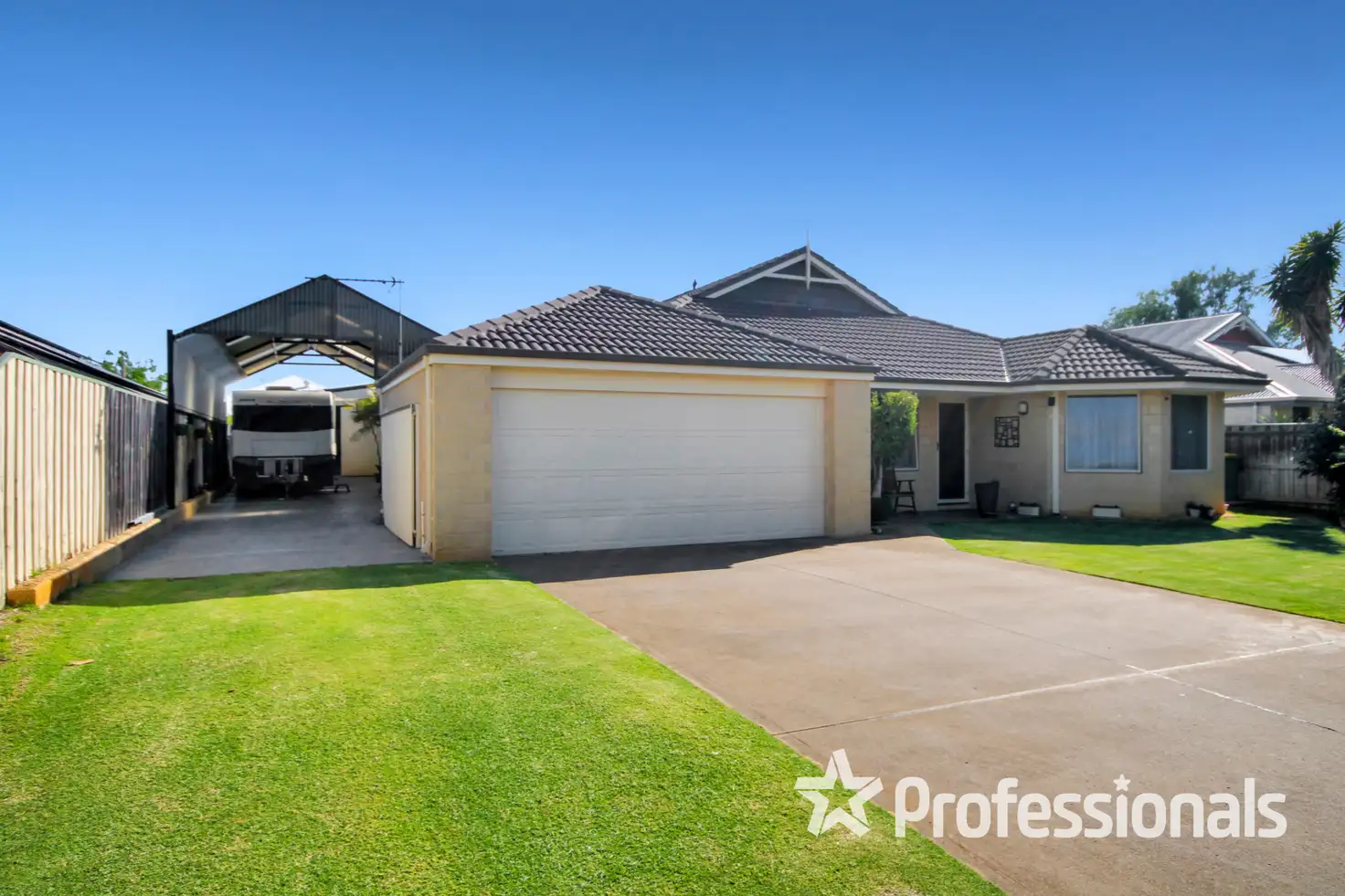 Main view of Homely house listing, 98 Macquarie Drive, Australind WA 6233