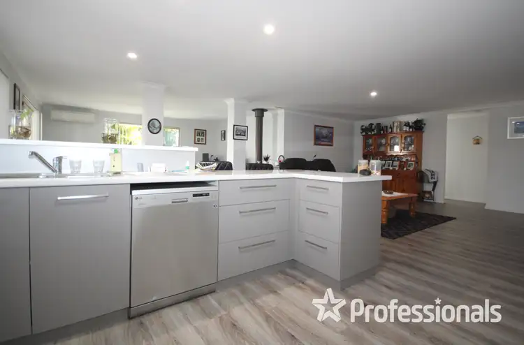 Seventh view of Homely house listing, 98 Macquarie Drive, Australind WA 6233